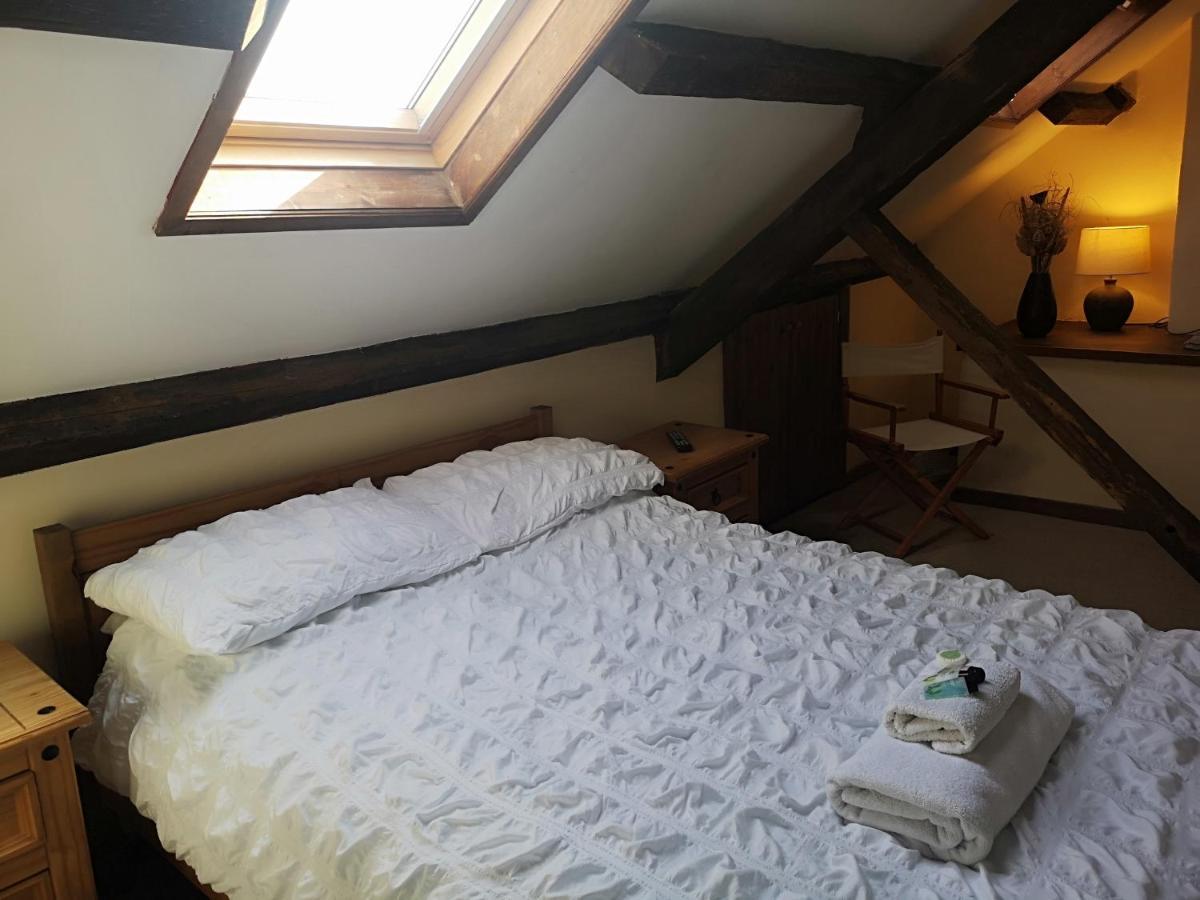 Red Lion Hotel Ystrad Meurig エクステリア 写真